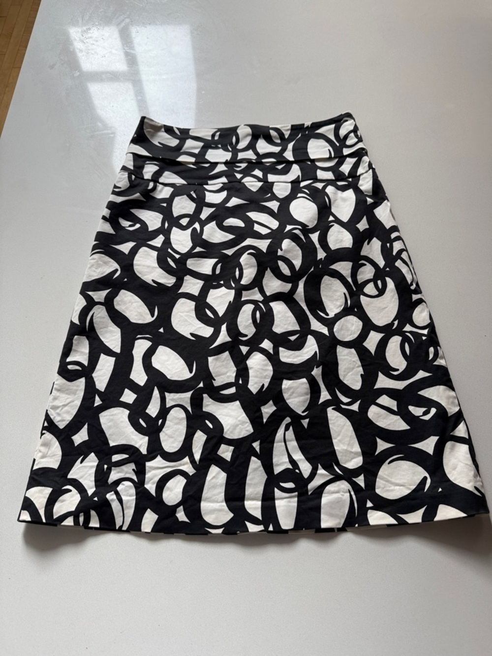 Club Monaco Black & Cream Cotton Loop-Print A-Line Midi Skirt, Size 8